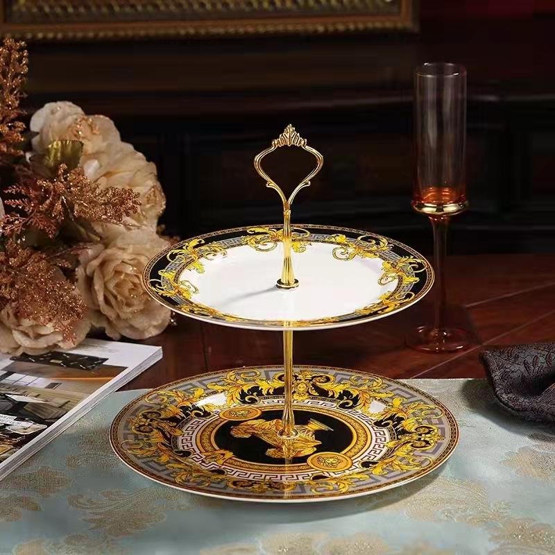 Serving tray diameter of 32 cm from Versace - Image 4 of 4